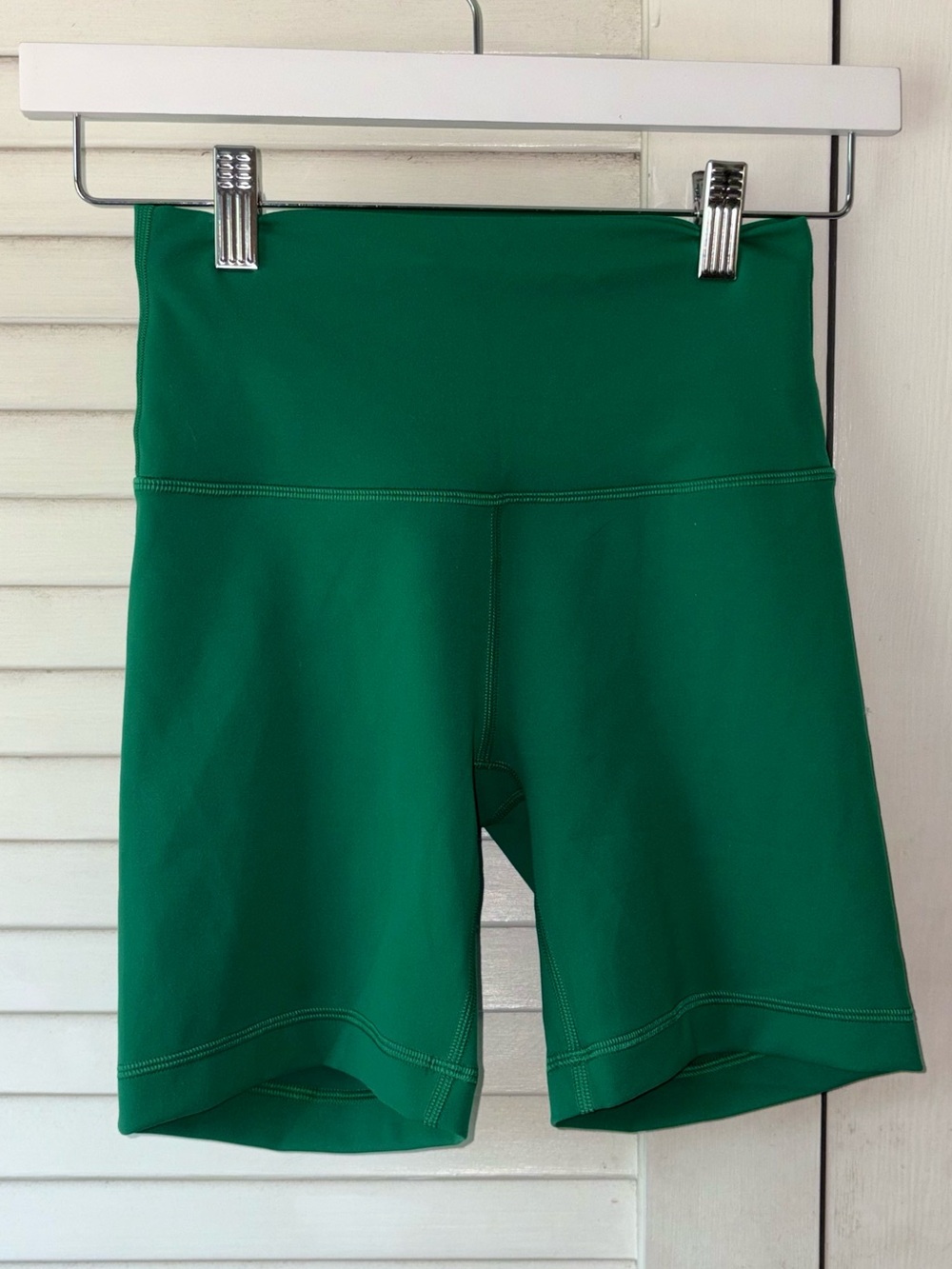 Lululemon Align High Rise Shorts 6" Size 4 Kelly Green Emerald - Picture 2 of 4